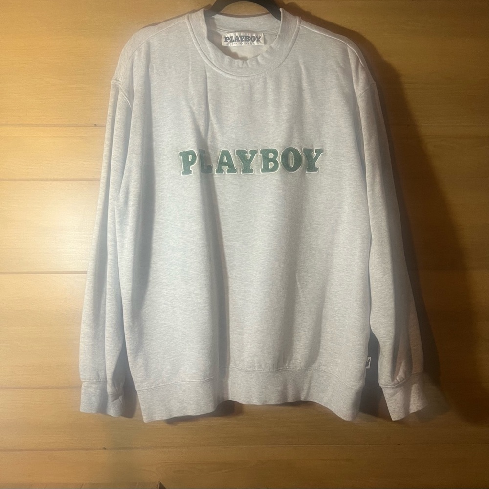 PLAYBOY MEN’S LARGE Light Gray Crewneck Sweater with Green Logo